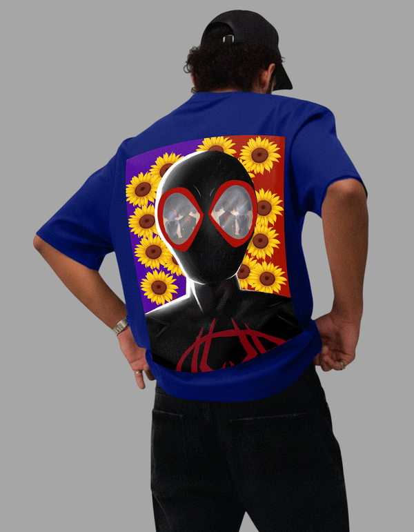 Miles in Bloom - Oversize T-Shirt