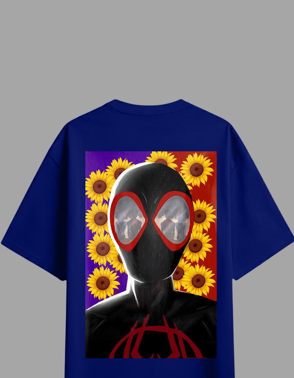 Miles in Bloom - Oversize T-Shirt