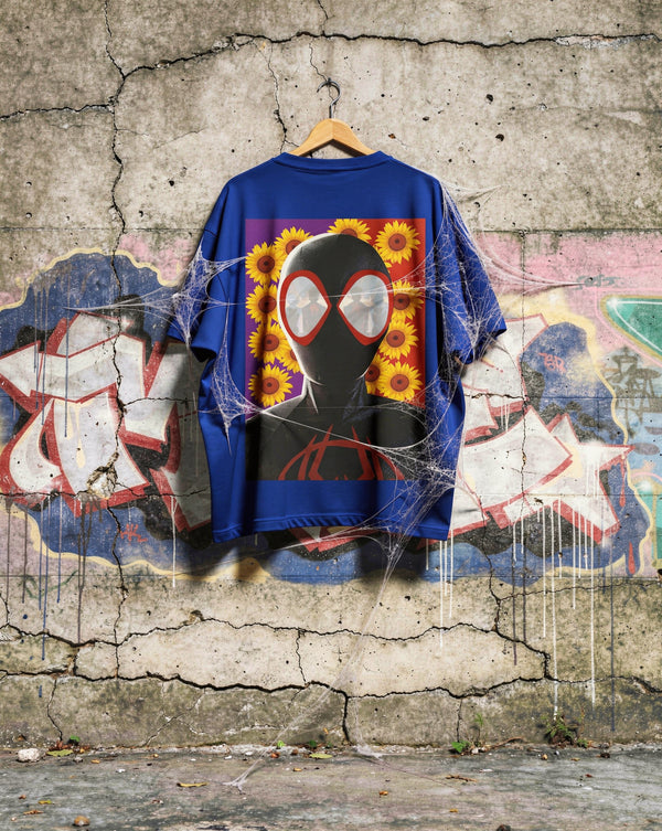 Miles in Bloom - Oversize T-Shirt