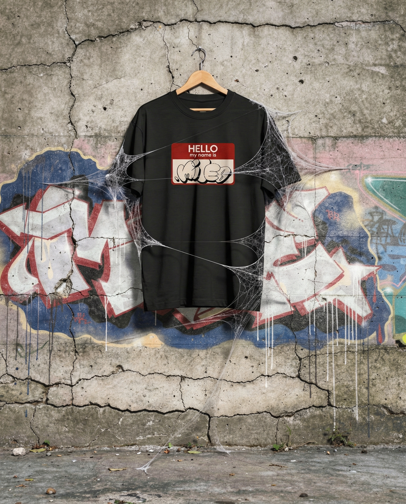 Miles in Bloom - Oversize T-Shirt