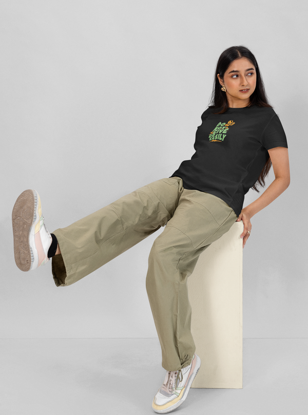 Do Not Give Up Easily - Regular T-Shirt