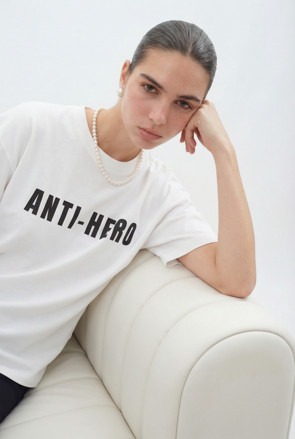 Taylor Swift - Anti Hero Women's Oversized T-shirt