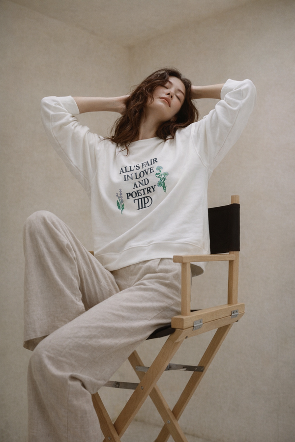 Taylor Swift - All’s fair in love and poetry... Womens's Sweat Shirt